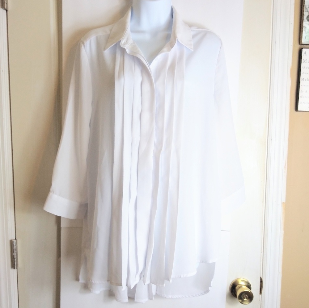 Joan Vass Studio pleated white blouse large